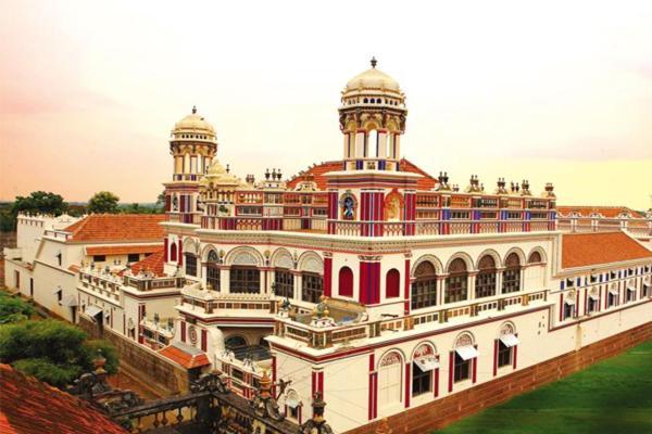 Chidambara Vilas - A Luxury Heritage Resort Kānādukāttān Exteriör bild