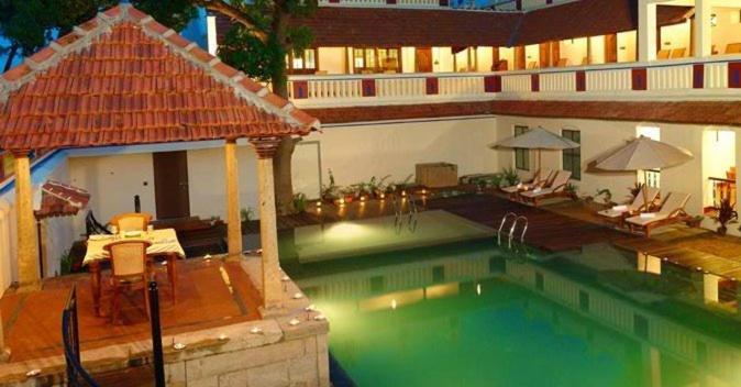 Chidambara Vilas - A Luxury Heritage Resort Kānādukāttān Exteriör bild