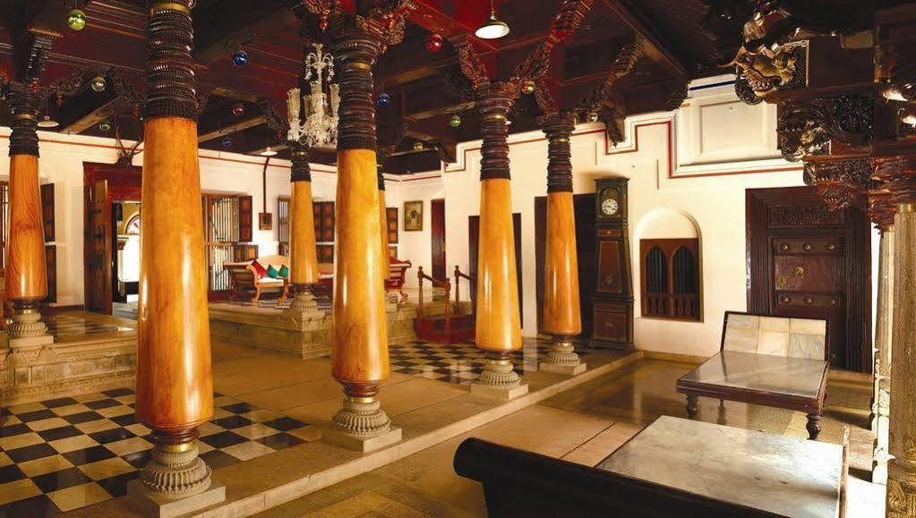 Chidambara Vilas - A Luxury Heritage Resort Kānādukāttān Exteriör bild